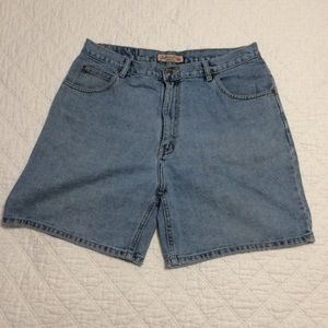 Vintage mom jean high waisted jean shorts